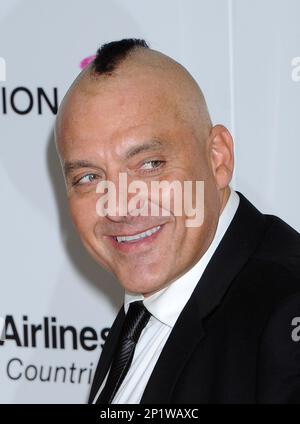 Actor Tom Sizemore has died after suffering a brain aneurysm earlier this month at the age of 61 in Los Angeles, California on March 3, 2023.  February 27, 2011  West Hollywood, Ca. Tom Sizemore 19th Annual Elton John Aids Foundation Academy Awards viewing party at the Pacific Design Center 'Outdoor Plaza' © Tammie Arroyo / AFF-USA.COM Stock Photo