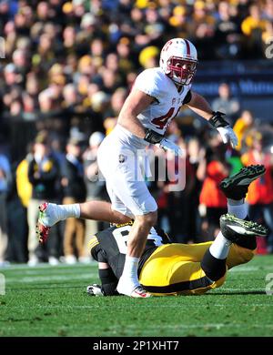 Jan 1, 2016; Pasadena, CA, USA; Stanford Cardinal quarterback Kevin Hogan  (8) runs against the Iowa Hawkeyes during the fourth quarter in the 2016  Rose Bowl at Rose Bowl. Mandatory Credit: Richard …