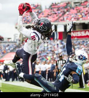 Houston Texans vs. Tennessee Titans. NFL Game. American Football League  match. Silhouette of professional player celebrate touch down. Screen in  backg Stock Photo - Alamy