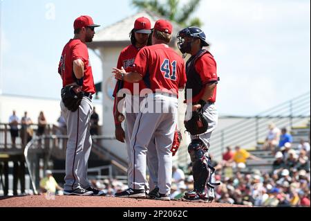 Minnesota Twins part with Ricky Nolasco, retain Ervin Santana