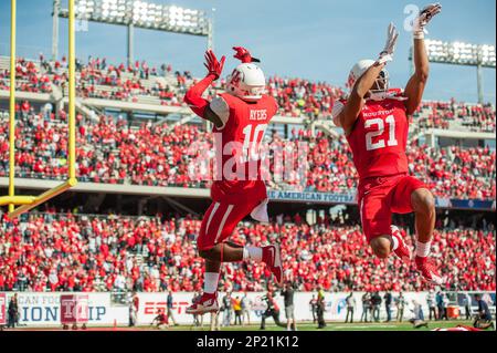 December 5 2015 Houston Cougars wide receiver Demarcus Ayers 10