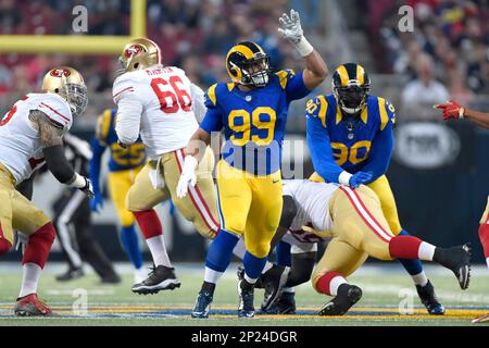 St. Louis Rams running back Todd Gurley warms up before the start of an NFL  football game between the St. Louis Rams and the San Francisco 49ers  Sunday, Nov. 1, 2015, in