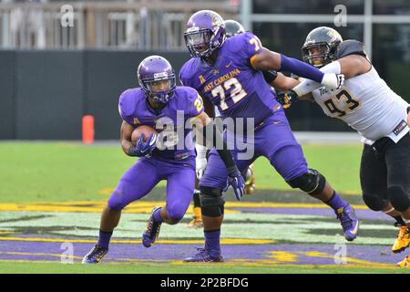 September 05, 2015: East Carolina Pirates running back Anthony Scott (3)  during the NCAA Football game between the Towson Tigers and the East  Carolina Pirates at Dowdy-Ficklen Stadium in Greenville, North Carolina. (