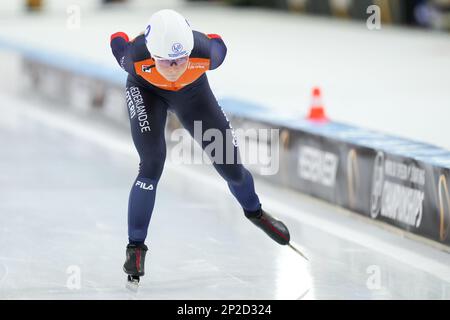 HEERENVEEN, NETHERLANDS - MARCH 4: Marijke Groenewoud of Netherlands competing on the Mass Start Women during the ISU World Speed Skating Championships 2023 on March 4, 2023 in Heerenveen, Netherlands (Photo by /Orange Pictures) NOCNSF Stock Photo