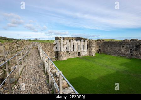 High up on the walls of Beaumaris Castle, Anglesey, North Wales ...