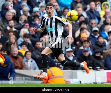 Manchester, England, 4th March 2023. Miguel Almiron of newcastle United during the Premier League match at the Etihad Stadium, Manchester. Picture credit should read: Andrew Yates / Sportimage Stock Photo