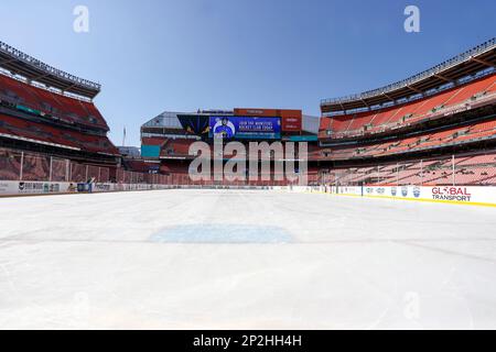 CLEVELAND, OH - MARCH 04: A general view of play during the third