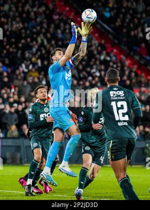 Rotterdam - FC Groningen keeper Michael Verrips during the match between Feyenoord v FC Groningen at Stadion Feijenoord De Kuip on 4 March 2023 in Rotterdam, Netherlands. (Box to Box Pictures/Yannick Verhoeven) Stock Photo