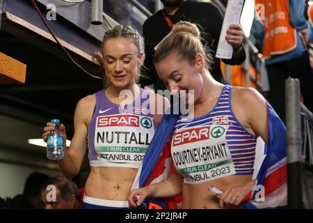 Jenny Nuttall and Melissa Courtney-Bryant both of Great Britain, chat during the European Athletics Indoor Championships (Day 2) (Evening Session) at the Atakoy Athletics Arena in Istanbul, Turkey on Friday March 3rd 2023 Stock Photo