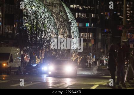 Seattle, USA. 29th Dec, 2022. Early in the evening the Amazon Spheres and traffic. Stock Photo