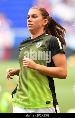 Alex Morgan of United States women's national soccer team reacts as she  competes against Sweden women's national football team in the third round  matc Stock Photo - Alamy