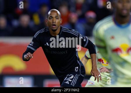 HARRISON, NJ - MARCH 04: New York Red Bulls starting 11 huddle