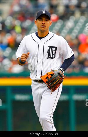 Detroit, Michigan, USA. 04th Aug, 2015. Detroit Tigers shortstop Jose  Iglesias (1) at bat during MLB game action between the Kansas City Royals  and the Detroit Tigers at Comerica Park in Detroit