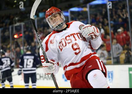 March 21, 2015: Boston University's Forward Jack Eichel (9) can