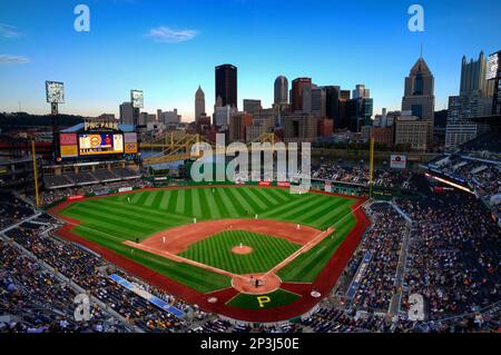 PNC Park - Pittsburgh, Pennsylvania - Home of the Pittsbur…