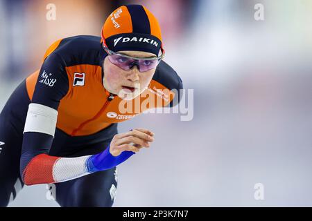 HERENVEEN - Sanne in 't Hof (NED) during the 5000 meters for
