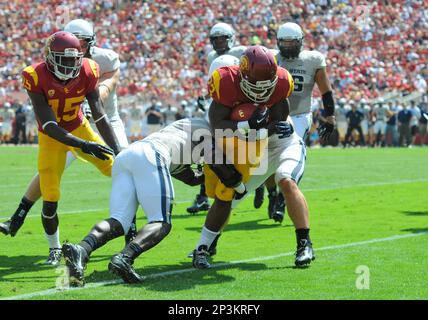 September 14, 2013: USC Trojans running back Tre Madden #23 carries the  ball and scores a touchdown during the NCAA Football game between the USC  Trojans and the Boston College Eagles at