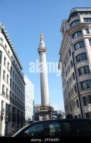 Monument to the Great fire of London September 2nd to September 6th 1666 Stock Photo