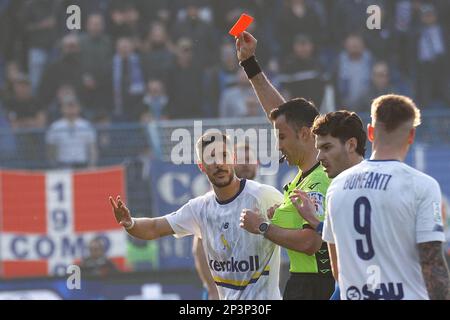 Venice, Italy. 01st May, 2023. The referee Daniele Rutella during the  Italian soccer Serie B match Venezia FC vs Modena FC on May 01, 2023 at the  Pier Luigi Penzo stadium in