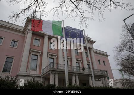 March 5, 2023, Berlin, Germany: Protesters in Berlin demand justice for victims of the Calabria migrant boat disaster in front of the Italian Embassy on March 5, 2023. The tragedy claimed the lives of at least 69 migrants, including 15 children, attempting to cross the Central Mediterranean route. The protest was fueled by frustration over the German and Italian government's efforts to impede sea rescues, prompting outrage from those who believe that more should be done to prevent such tragedies. (Credit Image: © Michael Kuenne/PRESSCOV via ZUMA Press Wire) EDITORIAL USAGE ONLY! Not for Commer Stock Photo