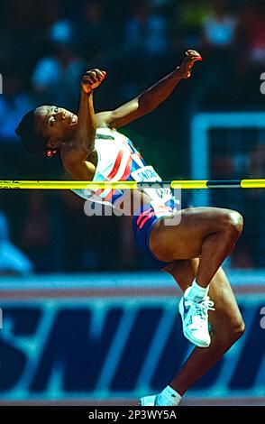 Jackie Joyner-Kersee competing in the Heptathlon at the 1993 World Outdoor Track and Field Championships Stock Photo