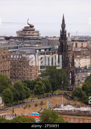 EDINBURGH, SCOTLAND, EUROPE - Scott Monument, right, and cityscape. Stock Photo