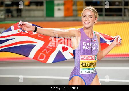 Keely HODGKINSON winning the the Gold Medal in the 800m Final at the ...