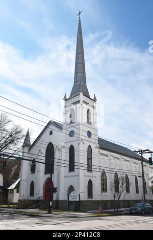 ITHACA, NEW YORK - 26 FEB 2023: St. Johns Episcopal Church in downtown Ithaca. Stock Photo