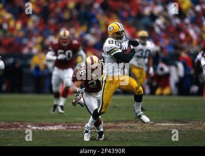 San Francisco, California, USA. 11th Jan, 1998. San Francisco 49ers vs. Green  Bay Packers at Candlestick Park Sunday, January 11, 1998. Packers beat 49ers  23-10. Green Bay Packers running back Dorsey Levens