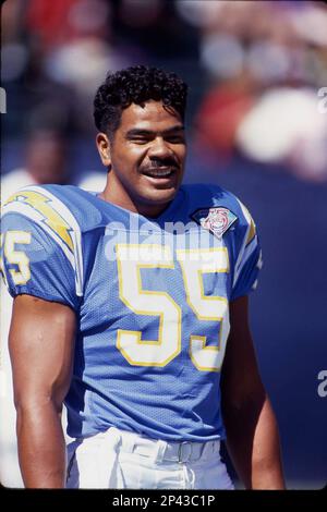 Junior Seau Memorial Concludes with San Diego Chargers Retiring Number 55 -  The Phinsider