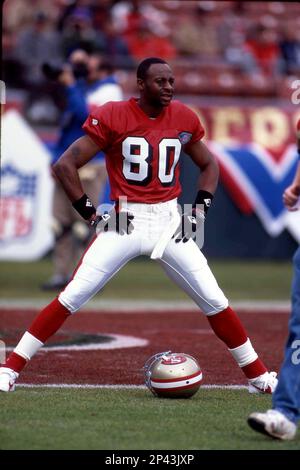 Wide Receiver Jerry Rice #80 of the San Francisco 49ers warms-up on the  sidelines.Circa the 1980's. (Icon Sportswire via AP Images Stock Photo -  Alamy