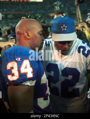 1994 : Alvin Harper (80) and Michael Irvin (88) of the Dallas Cowboys  during media day for SUPER BOWL XXVIII. (Photo by Cliff Welch/Icon  Sportswire) (Icon Sportswire via AP Images Stock Photo - Alamy