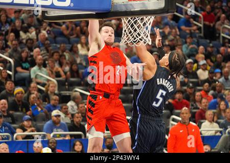 Orlando, Florida, USA, March 5, 2023, Portland Trail Blazers forward Drew Eubanks #24 makes a dunk in the first half at the Amway Center. (Photo Credit: Marty Jean-Louis/Alamy Live News Stock Photo