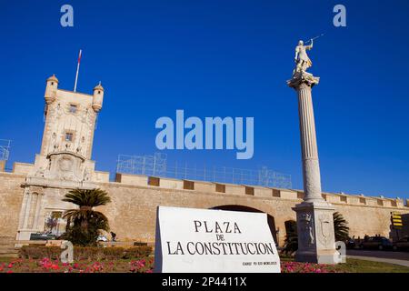 Old City Gate, Puerta De Tierra,in plaza de la constitución.Cádiz, Andalusia, Spain Stock Photo