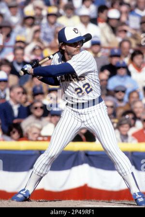 Milwaukee Brewers Robin Yount(19) in action during a game from his