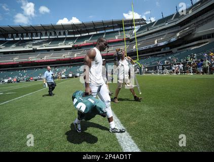 Philadelphia Eagles wide receiver Jeremy Maclin (18) during the second half  of their game against the Washington Redskins at FedEx Field in Landover,  MD, Sunday, October 16, 2011. Harry E. Walker/MCT/Sipa USA