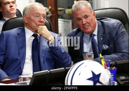 Watching Cowboys War Room Could Be Particularly Interesting This Year ✭  Inside The Star