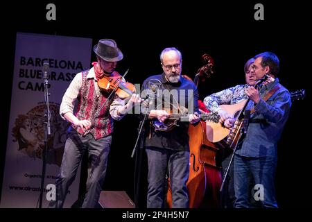 Barcelona, Spain. 2023.03.02. John Reischman mandolinist perform on stage at Centre Artesà Tradicionàrius on March 02, 2023 in Barcelona, Spain. Stock Photo