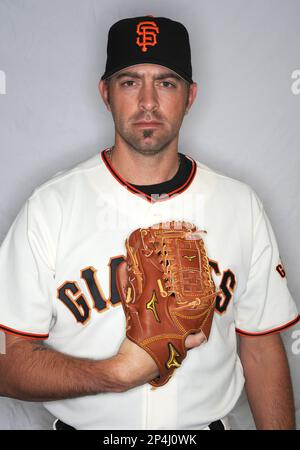 Tour of the Giants Clubhouse with Jeremy Affeldt 