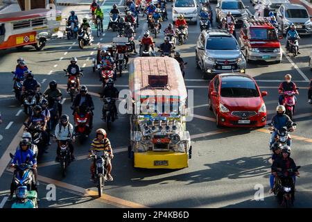 Manila, Manila, The Philippines. 6th Mar, 2023. Fewer jeepneys are seen during rush hours in downtown Manila, amid the nationwide 7-day strike against the government's transport modernisation programme which aims to replace old vehicles. Credit: ZUMA Press, Inc. Credit: ZUMA Press, Inc./Alamy Live News Stock Photo