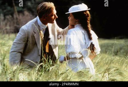 A ROOM WITH A VIEW  1985 MGM film with Helena Bonham Carter and Julian Sands Stock Photo