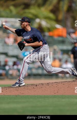 Atlanta Braves Relief Pitcher Michael Tonkin (51) Works Against The ...