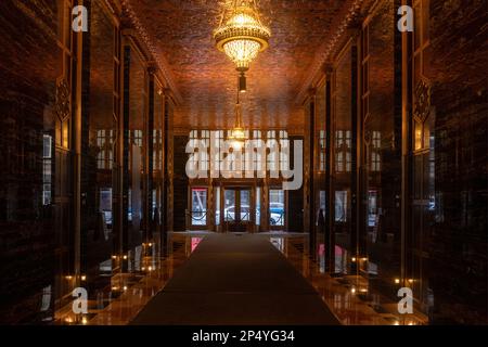 140 New Montgomery Street Art Deco Lobby in South of Market, San Francisco Stock Photo