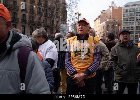 Barcelona, Spain. 06th Mar, 2023. An elderly man takes part during a demonstration. Around 50 pensioners gathered in Barcelona's Plaza Universitat on Monday 6 March to march to the French consulate in support of the increase in the retirement age from 62 to 62. Catalan pensioners are calling for decent wages in Spain and support the French people. Credit: SOPA Images Limited/Alamy Live News Stock Photo