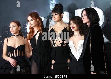 (L-R) Melissa Barrera, Jenna Ortega and Courteney Cox attend the world ...