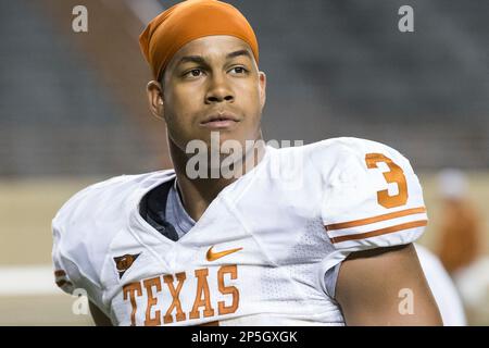 University of Texas Longhorns linebacker Jordan Hicks (3) against