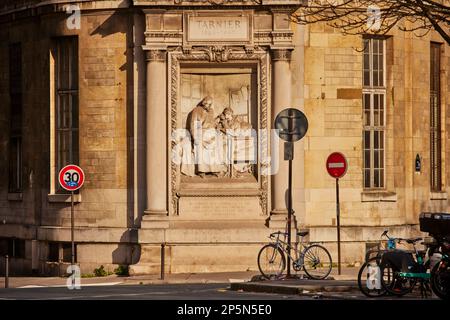 Paris landmark, Monument of Tarnier at the corner of Avenue de l'Observatoire and Rue d'Assas, Stock Photo