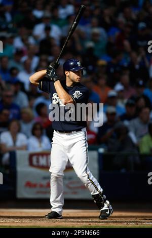 Outfielder Ryan Braun throws out 1st pitch before Milwaukee Brewers game,  says emotions 'very mixed' amid MLB retirement - ESPN