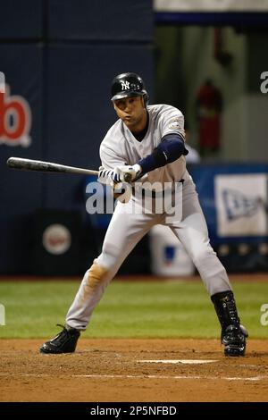 Twins honor Derek Jeter with second base from Metrodome's last game – Twin  Cities