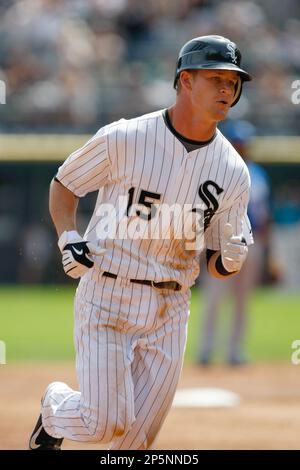 February 28, 2015: Infielder Gordon Beckham (15) poses for a portraits  during the Chicago White Sox photo day in Glendale, AZ. (Icon Sportswire  via AP Images Stock Photo - Alamy